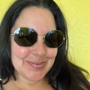 Ray-Bans—-Boho/Coachella/Flower Power? 🌻🌻🌺🌺🌸Ray- Ban Octagon 1972 in Silver